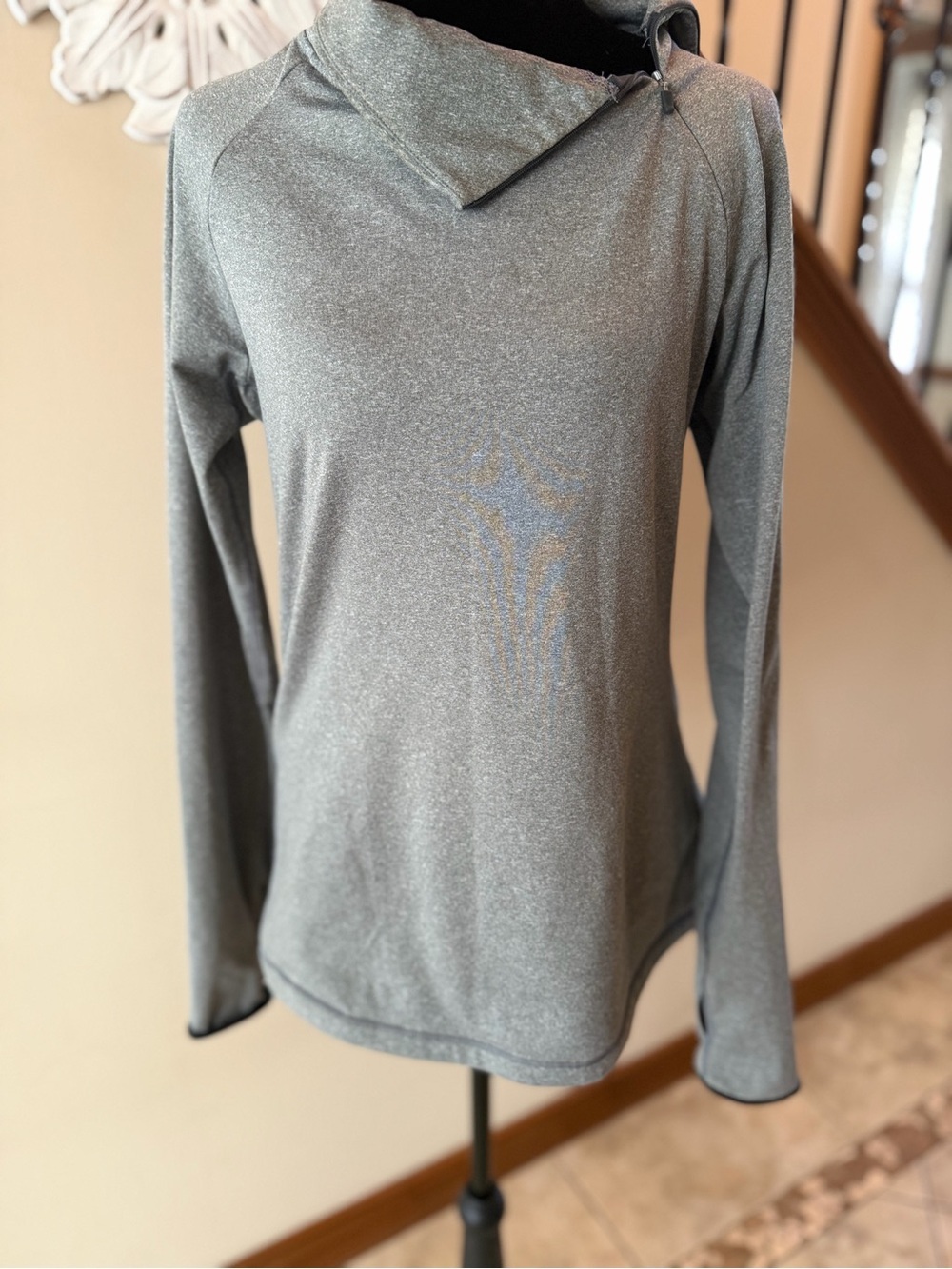 Nike Pro Dri-FIT Pullover Size LG Gray Mock Neck Athletic Training Running Top